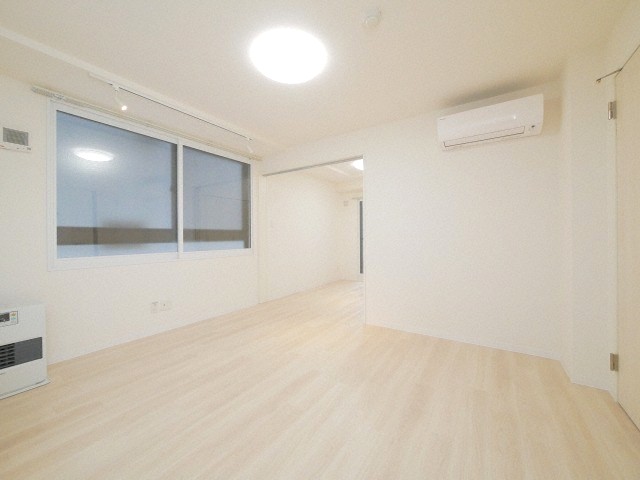 居室・リビング　☆白基調の内装☆