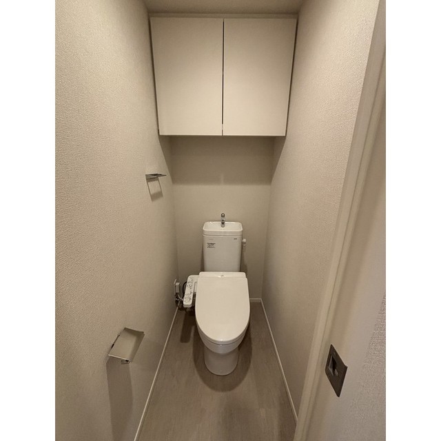 トイレ　※写真は同タイプ住戸です。