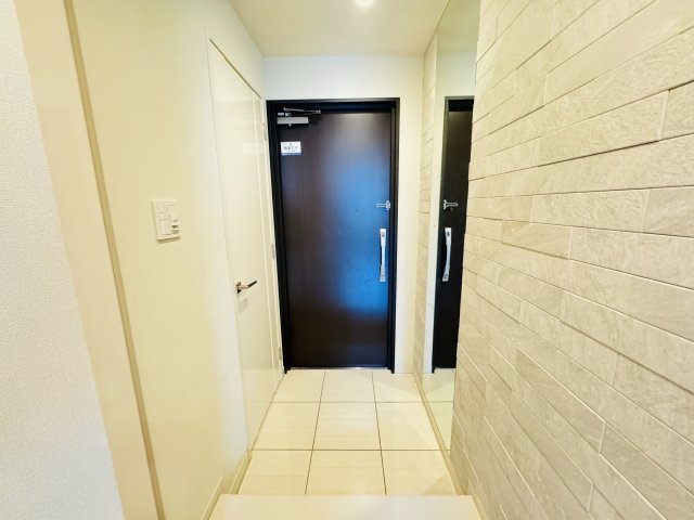 玄関　類似間取り参考写真