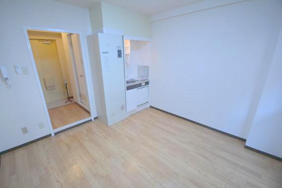 その他部屋・スペース　落ち着いた雰囲気のこのお部屋でゆっくりお休みください。