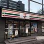 コンビニ　セブンイレブン烏丸御池店（コンビニ）まで241m
