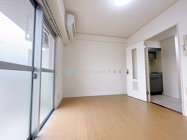地下鉄名城線 堀田駅 徒歩14分 7階建 築35年の内装写真