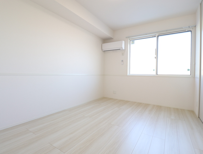 居室・リビング　※同タイプの部屋写真です