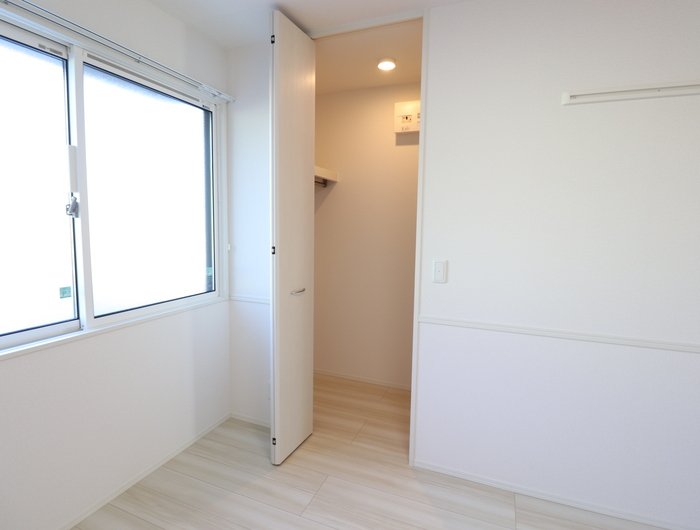 収納　※同タイプの部屋写真です