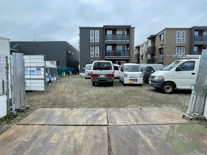 収納　建物の外観です完成が楽しみですね