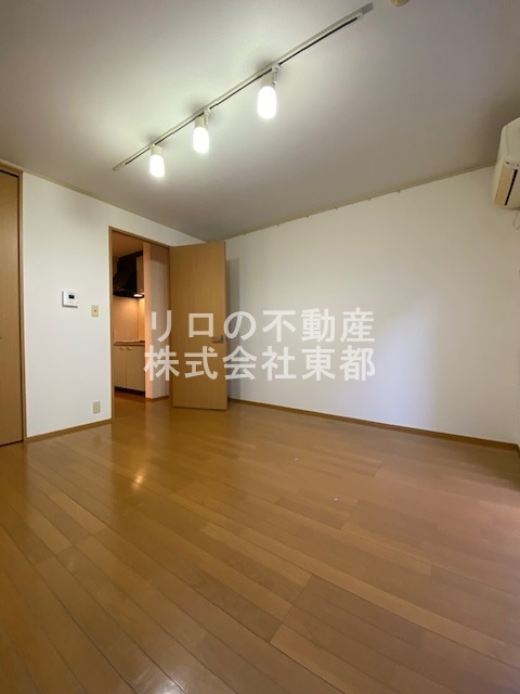 その他部屋・スペース　窓から暖かな日差しが入ります♪