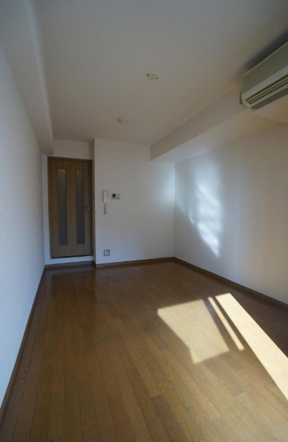 その他部屋・スペース　落ち着いて過ごせるお部屋なので、寝室にいかがでしょうか
