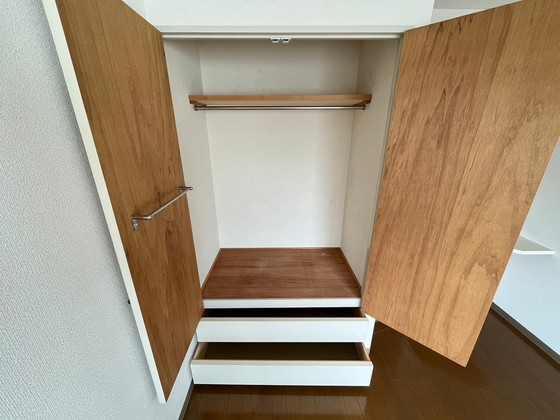 収納　※別号室の写真です