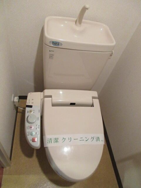 バルコニー　浴室乾燥機完備