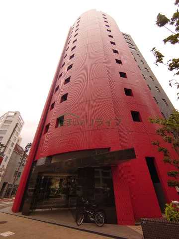 建物外観　リライフ下北沢店