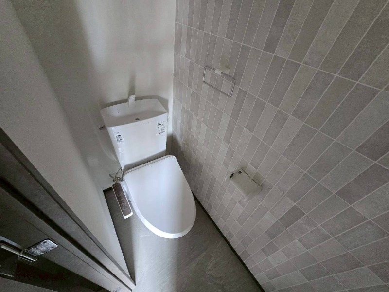 トイレ　トイレです。ウォシュレット付を探している方、おすすめです！