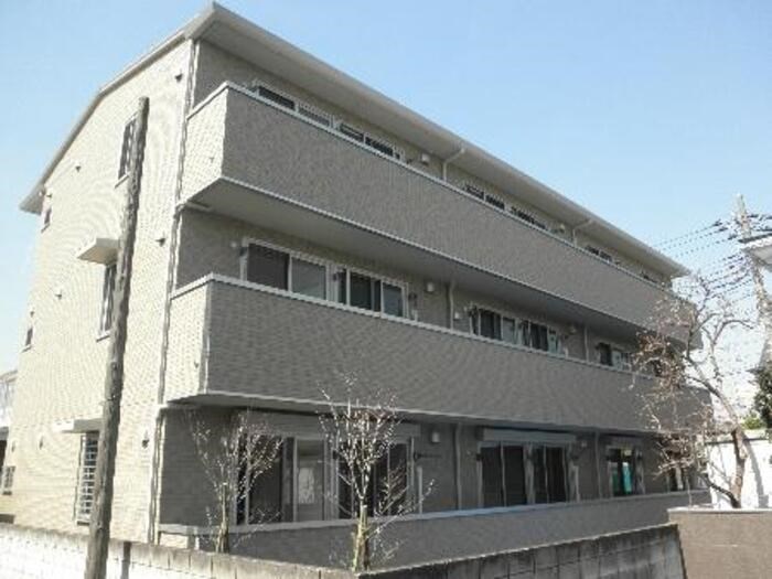 建物外観　宅配ボックス設置済み☆