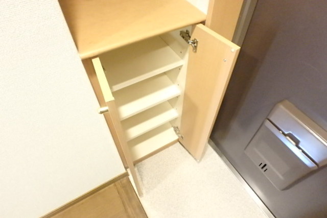 収納　別号室参照