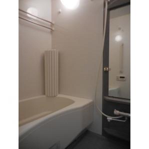 バス・シャワールーム　※別部屋の参考写真です。