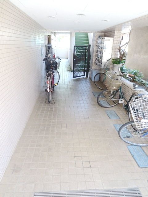 エントランス　★入口付近★