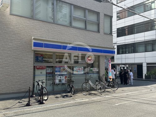 コンビニ　ローソン 大阪南船場一丁目店（コンビニ）まで315m