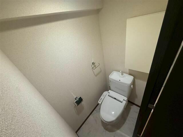 トイレ　落ち着いたトイレです
