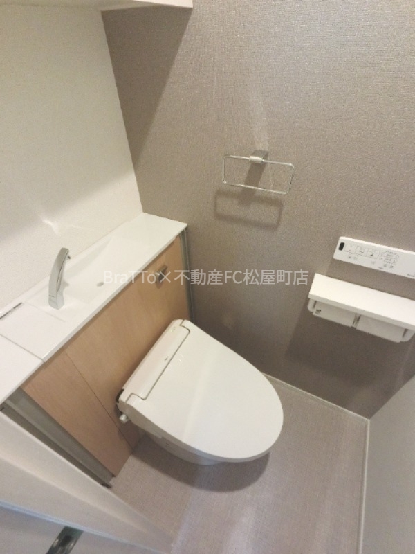 トイレ　トイレ（ウォシュレット付）