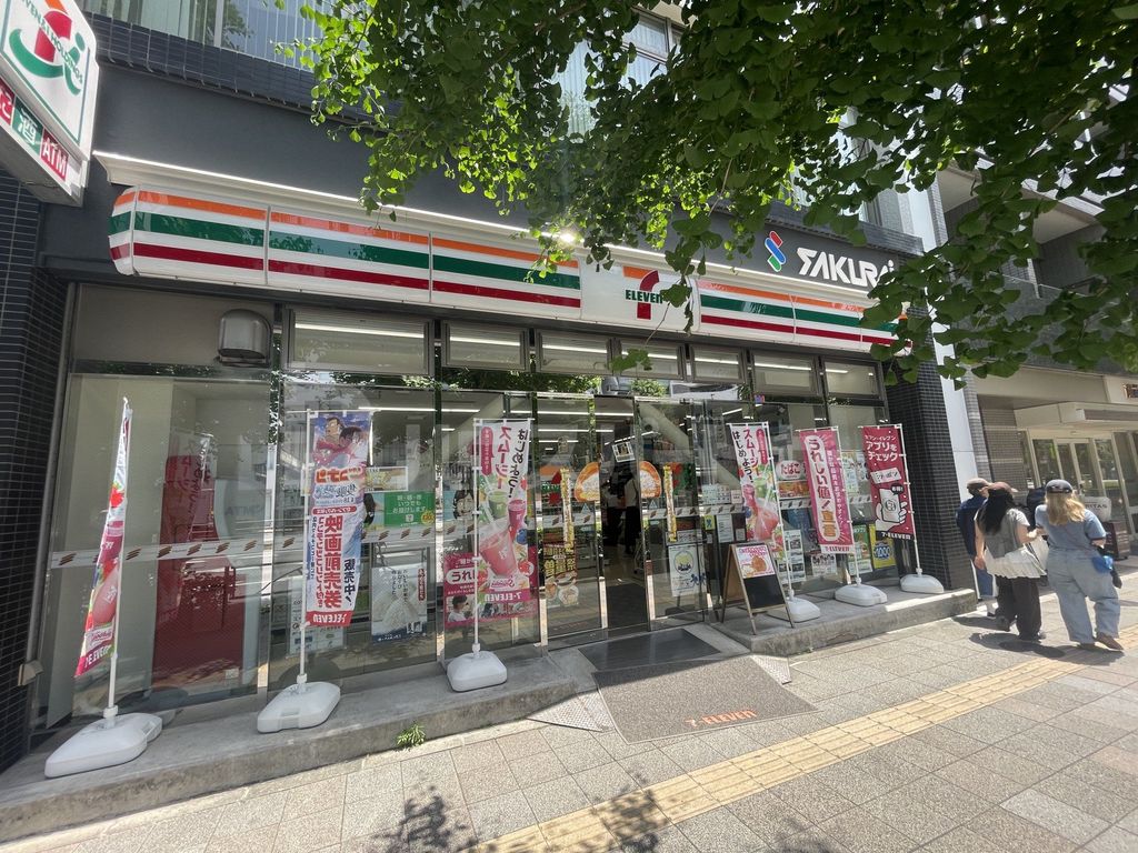 コンビニ　セブンイレブン台東蔵前2丁目店（コンビニ）まで470m