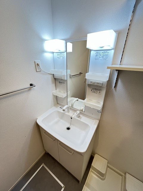洗面設備　洗面所です