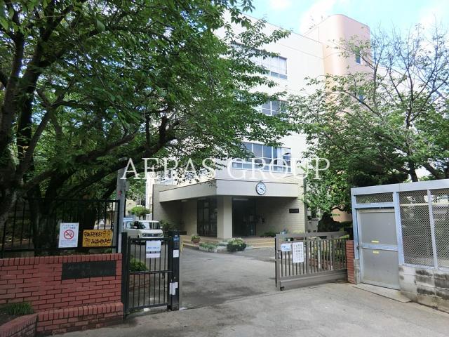 小学校　川崎市立長沢小学校（小学校）まで882m