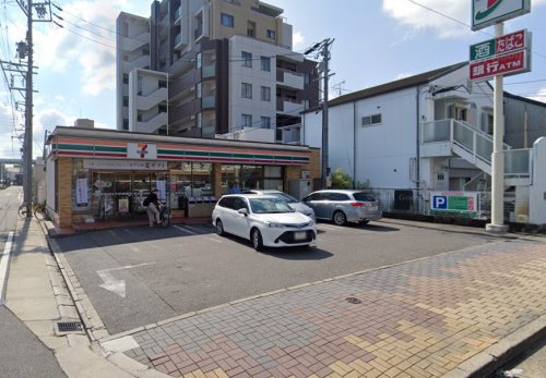 コンビニ　セブンイレブン 名古屋柳原店（コンビニ）まで154m