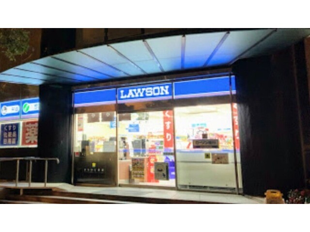 コンビニ　ローソン江戸堀センタービル店（コンビニ）まで75m