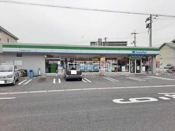 コンビニ　ファミリーマート 岡山西川原一丁目店（コンビニ）まで60m