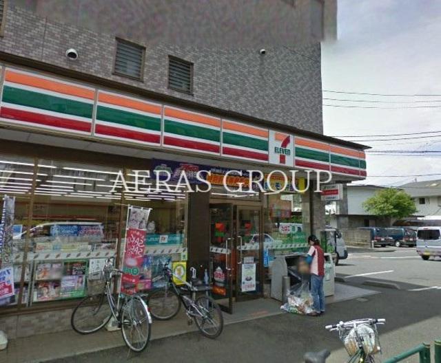 コンビニ　セブンイレブン三鷹大沢6丁目店（コンビニ）まで196m