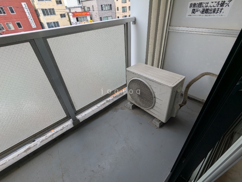 バルコニー