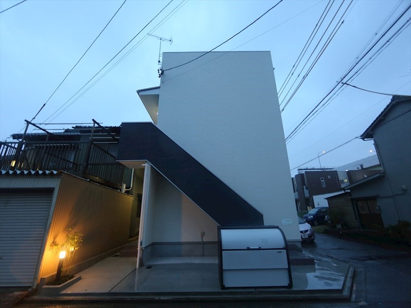 建物外観　外観　デザイナーズ　光インターネット無料