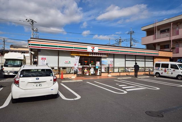 コンビニ　セブンイレブン八王子長沼東店（コンビニ）まで80m
