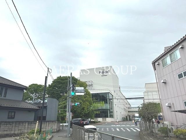 その他　サントリー〈天然水のビール工場〉東京・武蔵野（その他）まで469m
