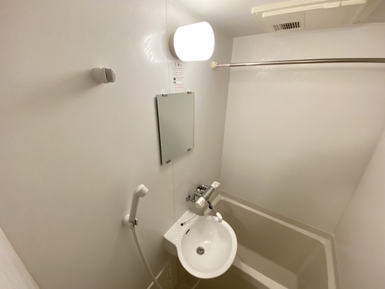 洗面設備　※別部屋の写真です
