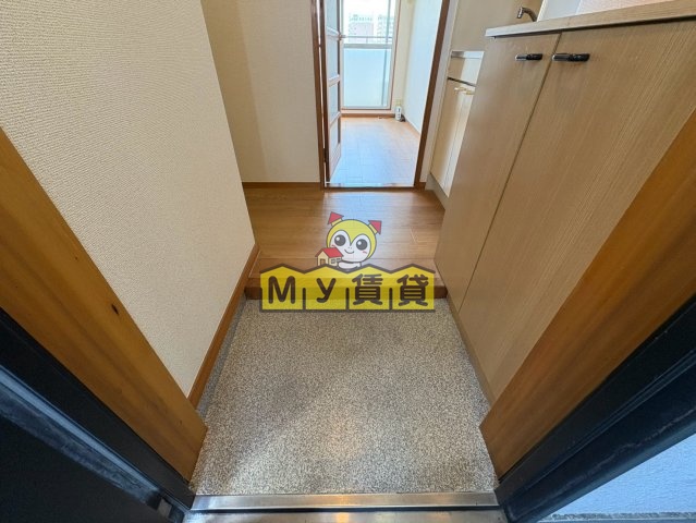玄関　ハイム金山南