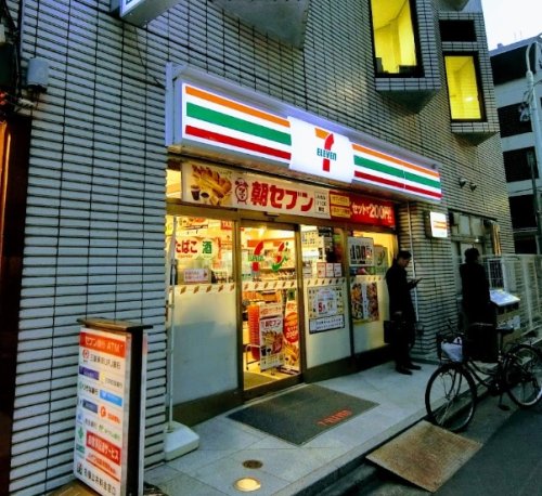 コンビニ　セブンイレブン 水天宮前店（コンビニ）まで217m