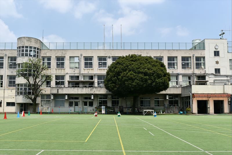 小学校　小日向台町小学校（小学校）まで399m