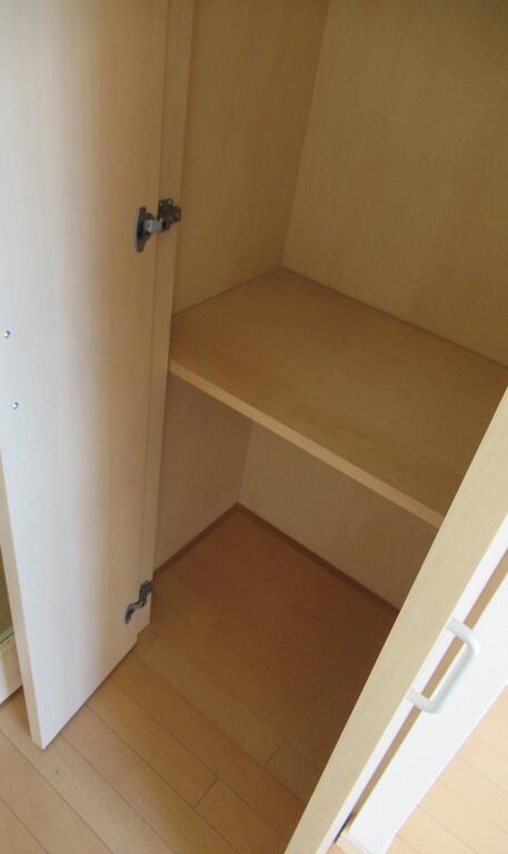 収納　クローゼット　同タイプ別部屋写真