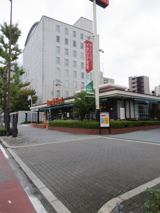 飲食店　ロイヤルホストあみだ池（飲食店）まで240m