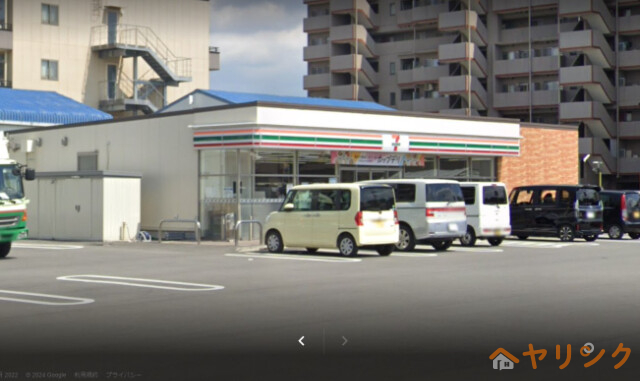 コンビニ　セブンイレブン名古屋東起町3丁目店（コンビニ）まで269m