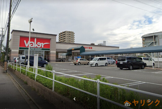 スーパー　バロー東起店（スーパー）まで86m