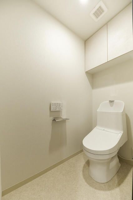 トイレ　清潔感のあるトイレです