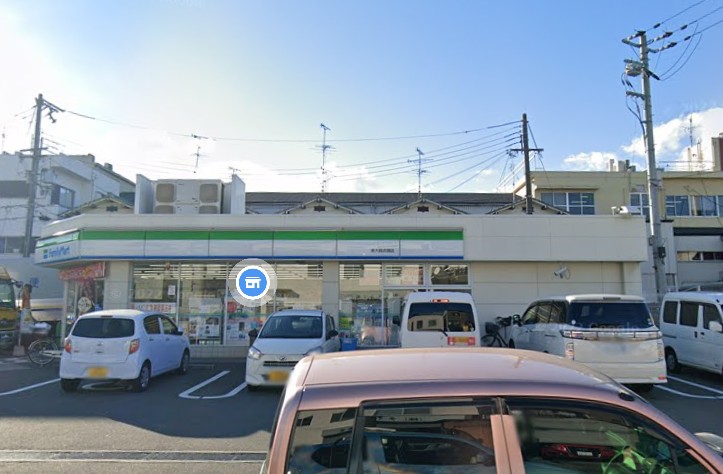 コンビニ　ファミリーマート 東大阪衣摺店（コンビニ）まで390m