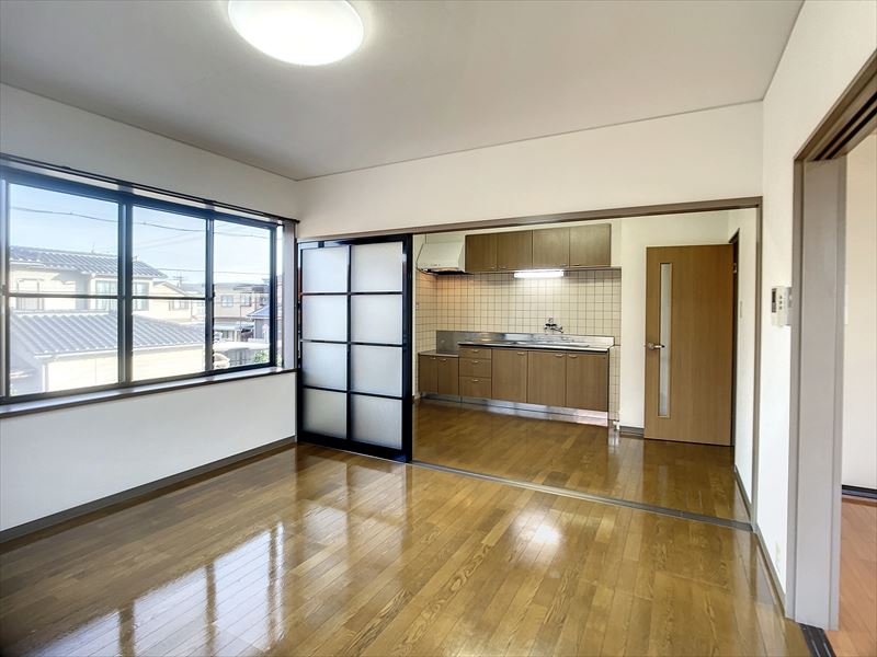 居室・リビング　※写真は同物件の別部屋です