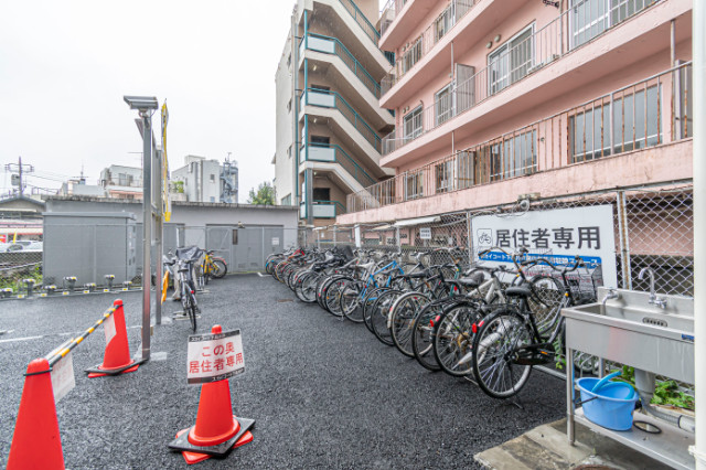 駐車場　駐輪スペース