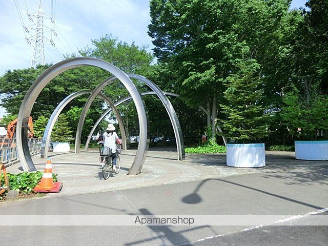 公園　洞峰公園（公園）まで774m