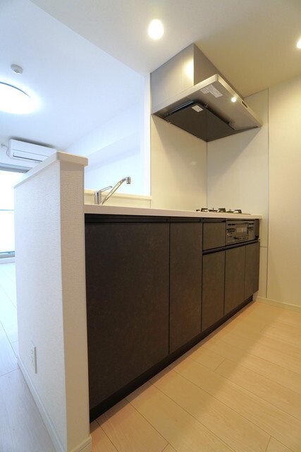 キッチン　※写真は同タイプ住戸です。