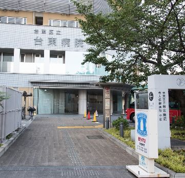 コンビニ　ローソンＨＳ台東病院店（コンビニ）まで163m