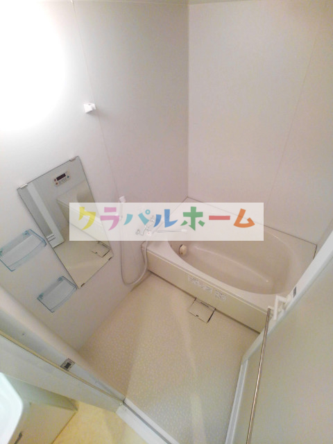 バス・シャワールーム　追い焚き機能付き