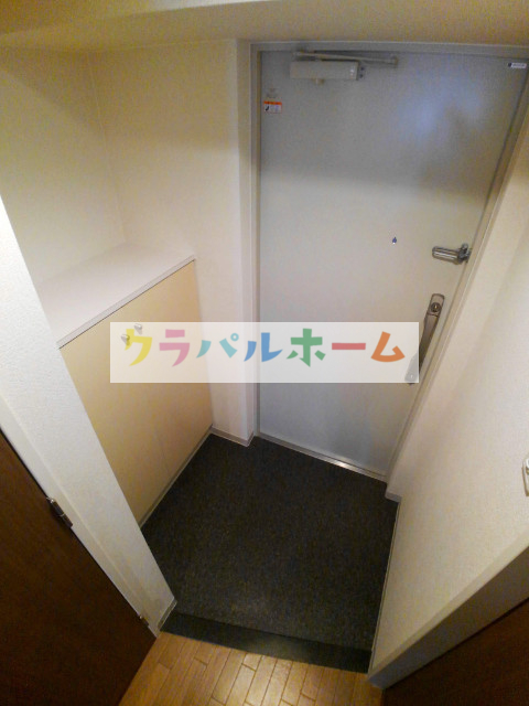 玄関　シューズボックス付き